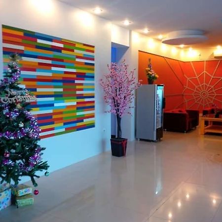 Wisma Asiatique Hotel Pekanbaru Zewnętrze zdjęcie
